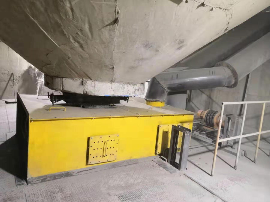 SLT-12熟料散裝機